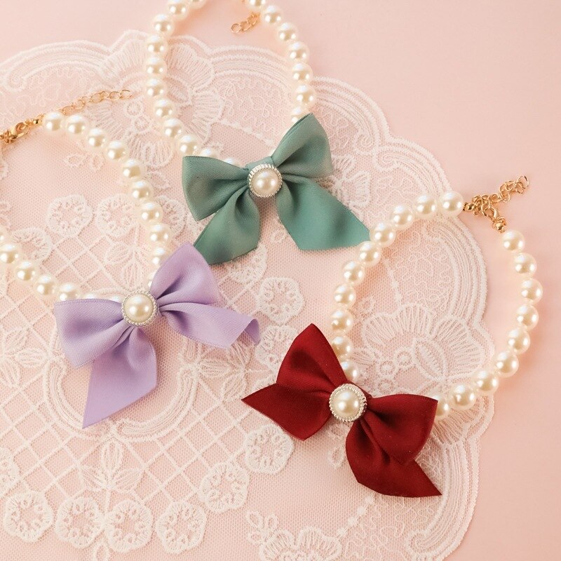 Pearls collar